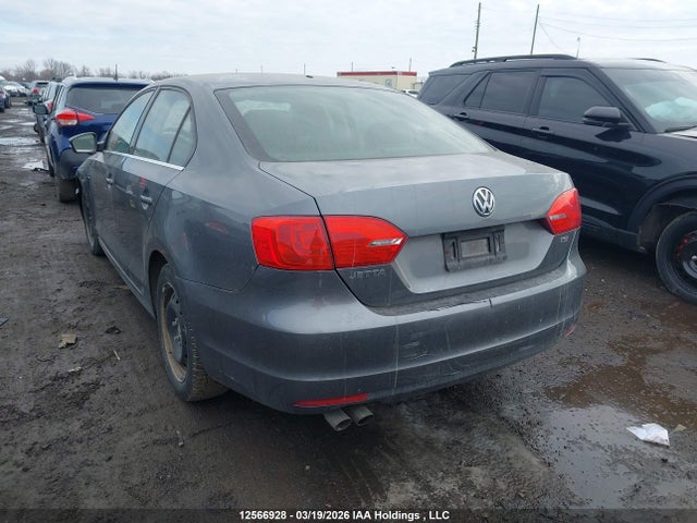 3VWD07AJ1EM423804 Volkswagen JETTA SE