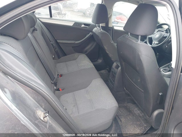3VWD07AJ1EM423804 Volkswagen JETTA SE