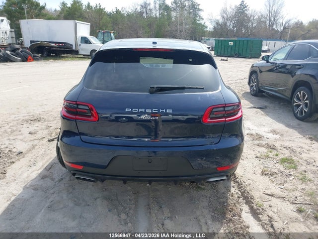 Porsche Macan 2017 WP1AA2A59HLB01070 Image 16