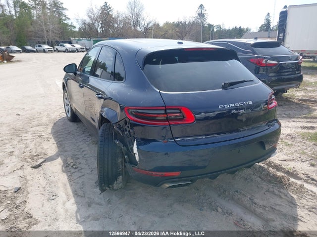 Porsche Macan 2017 WP1AA2A59HLB01070 Image 3
