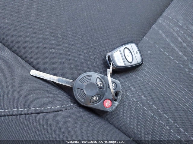 1FADP3F21HL321116 Ford FOCUS SE