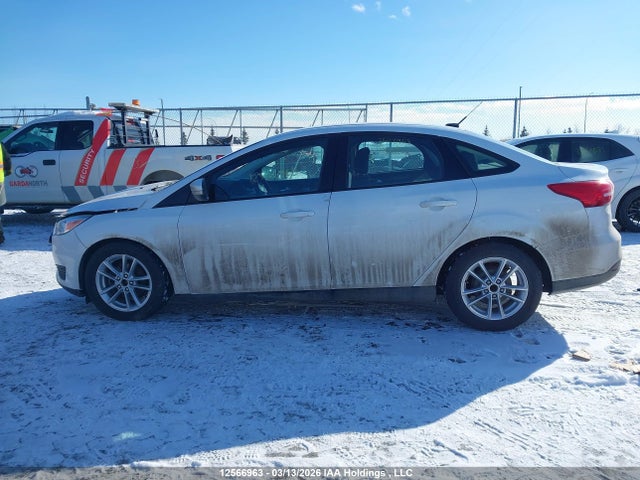 1FADP3F21HL321116 Ford FOCUS SE