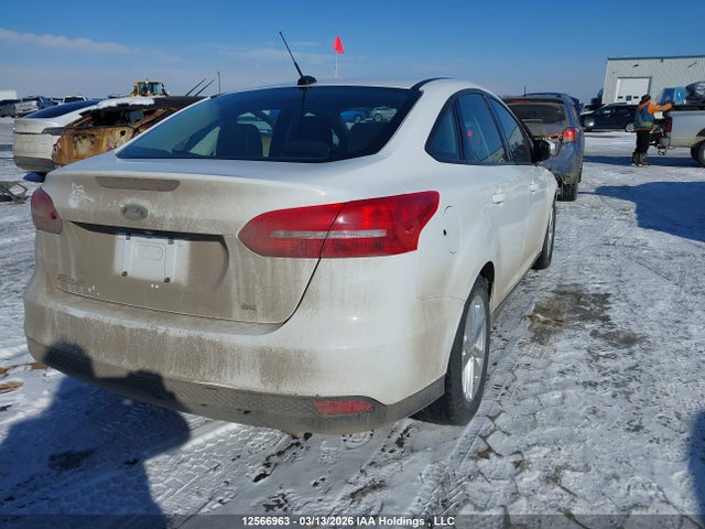 1FADP3F21HL321116 Ford FOCUS SE