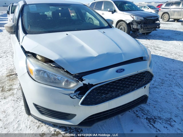 1FADP3F21HL321116 Ford FOCUS SE