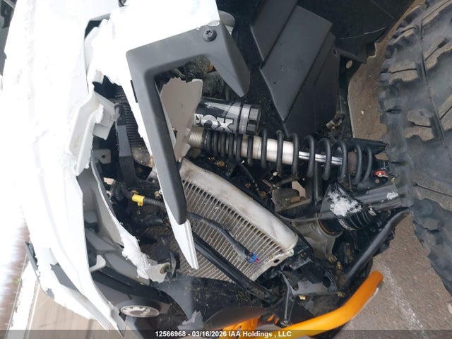 3JBMXAX42SJ000128 Can-Am Renegade X Xc 1000r