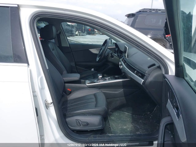 2017 Audi A4 მანქანა იყიდება აუქციონზე, vin: WAUCNAF48HN042992, აუქციონის ნომერი: 12567012