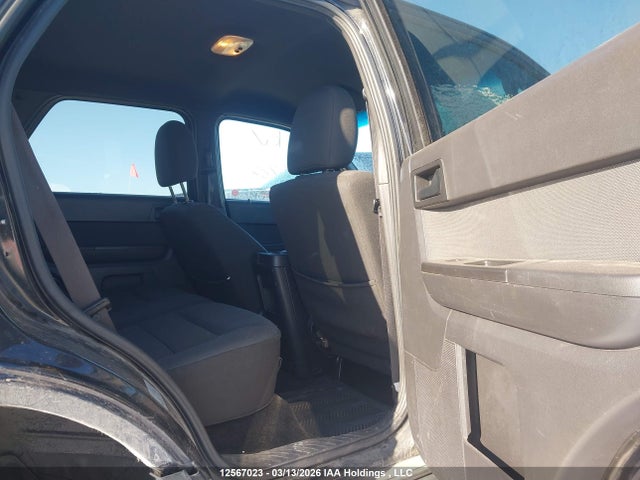 12567023 :رقم المزاد ، 1FMCU0DG7BKC00787 vin ، 2011 Ford Escape Xlt Automatic مزاد بيع