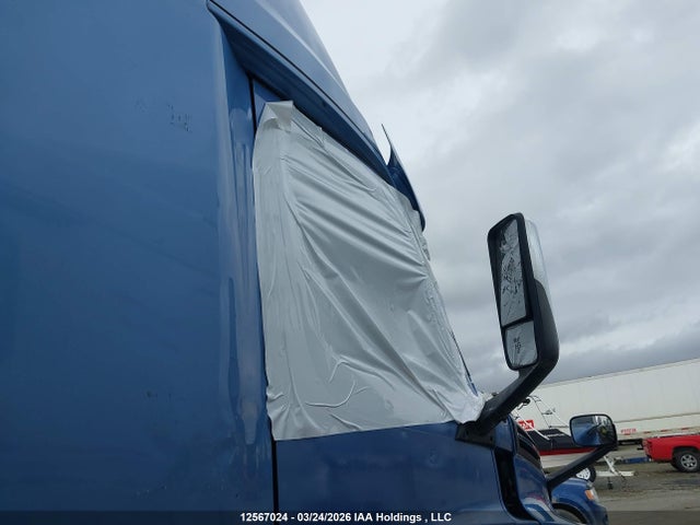 Freightliner New Cascadia 126 2018 3AKJHHDR0JSJC9322 Image 17
