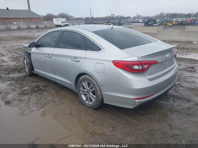 5NPE24AF7FH207135 Hyundai SONATA SE