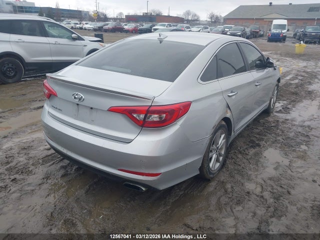 5NPE24AF7FH207135 Hyundai SONATA SE