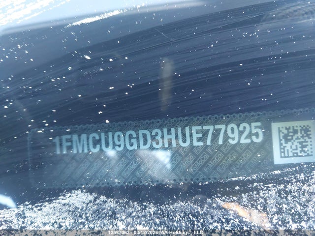 1FMCU9GD3HUE77925 Ford ESCAPE SE