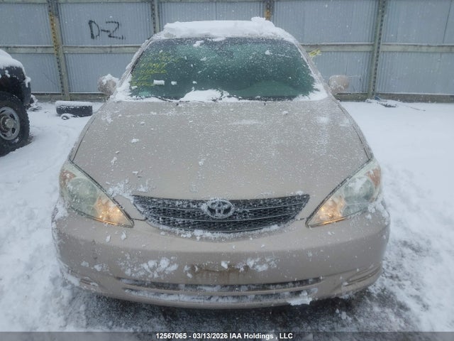 12567065 :رقم المزاد ، 4T1BE32K44U818626 vin ، 2004 Toyota Camry Le/se/xle مزاد بيع