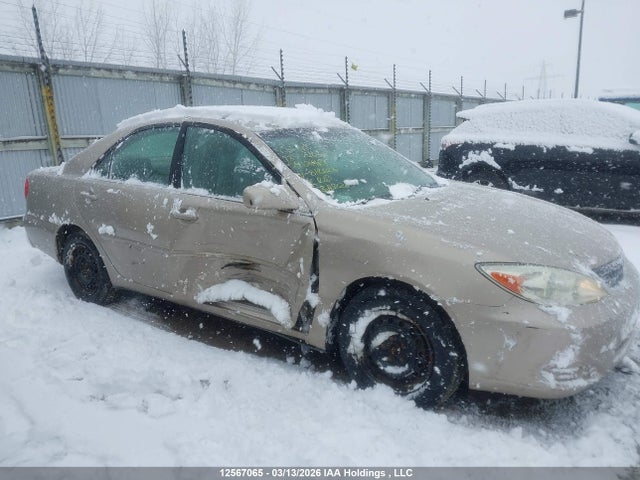 12567065 :رقم المزاد ، 4T1BE32K44U818626 vin ، 2004 Toyota Camry Le/se/xle مزاد بيع