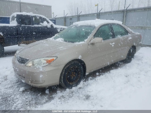 12567065 :رقم المزاد ، 4T1BE32K44U818626 vin ، 2004 Toyota Camry Le/se/xle مزاد بيع