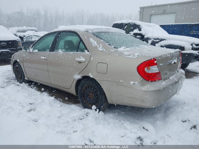 12567065 :رقم المزاد ، 4T1BE32K44U818626 vin ، 2004 Toyota Camry Le/se/xle مزاد بيع