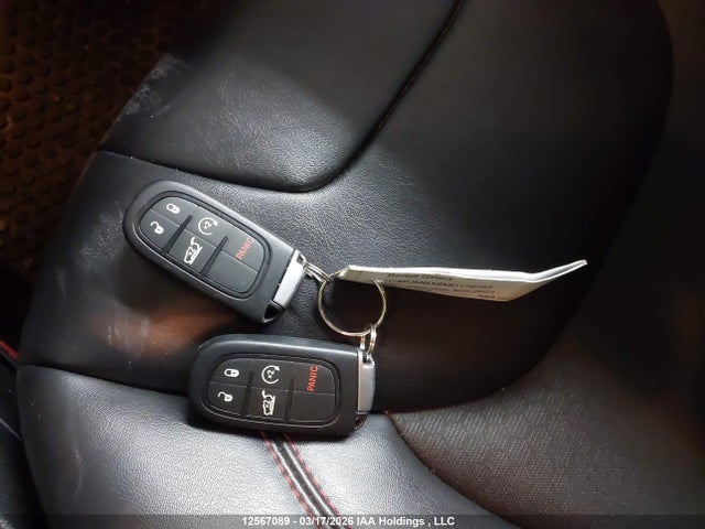 12567089 :رقم المزاد ، 1C4PJMBX8MD178783 vin ، 2021 Jeep Cherokee Trailhawk مزاد بيع