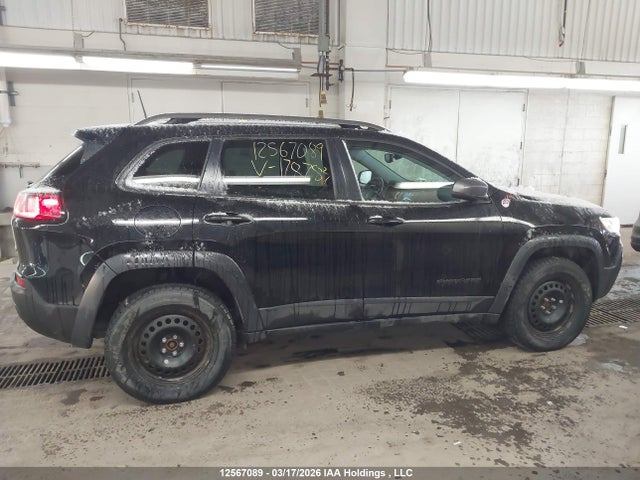 12567089 :رقم المزاد ، 1C4PJMBX8MD178783 vin ، 2021 Jeep Cherokee Trailhawk مزاد بيع