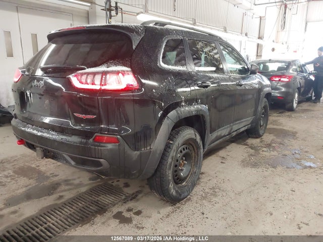 12567089 :رقم المزاد ، 1C4PJMBX8MD178783 vin ، 2021 Jeep Cherokee Trailhawk مزاد بيع
