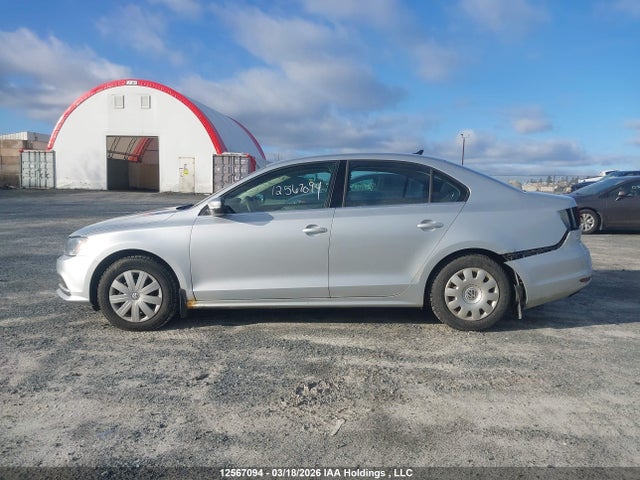 3VWD07AJ6FM255644 Volkswagen Jetta 1.8 Tsi Comfortline/1.8 Tsi Trendline+