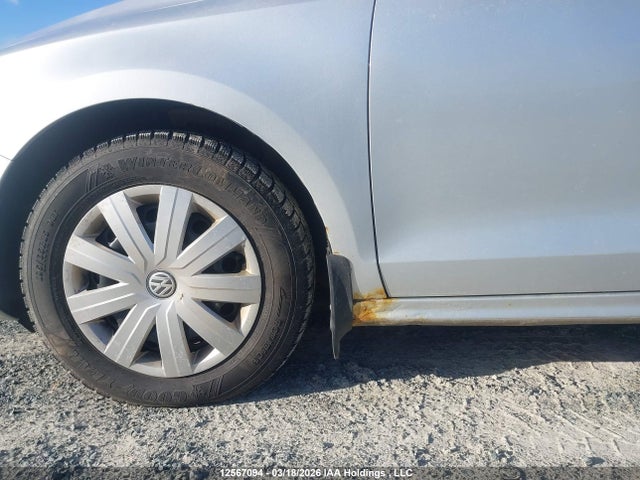 3VWD07AJ6FM255644 Volkswagen Jetta 1.8 Tsi Comfortline/1.8 Tsi Trendline+