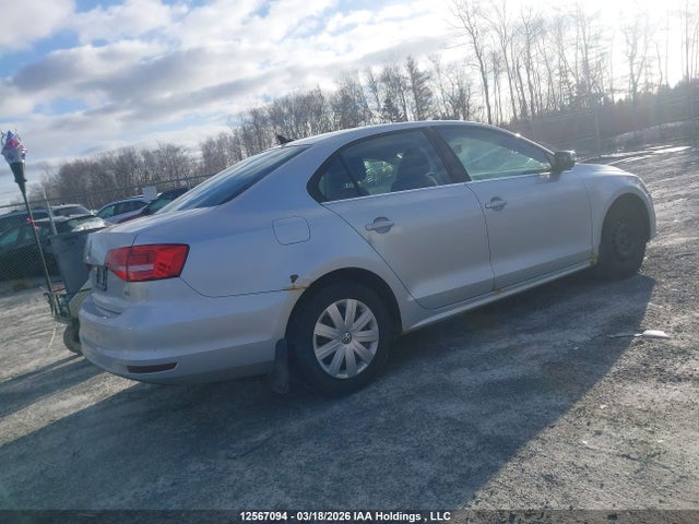 3VWD07AJ6FM255644 Volkswagen Jetta 1.8 Tsi Comfortline/1.8 Tsi Trendline+