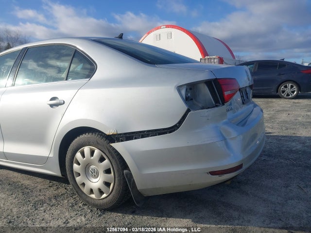 3VWD07AJ6FM255644 Volkswagen Jetta 1.8 Tsi Comfortline/1.8 Tsi Trendline+