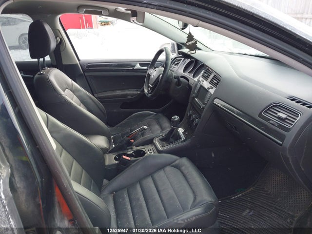 12525947 :رقم المزاد ، 3VWRA7AU5FM042875 vin ، 2015 Volkswagen Golf 2.0 Tdi Comfortline/2.0 Tdi Highline/2.0 Tdi Trendline مزاد بيع