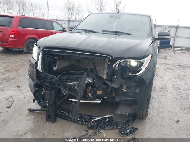 5LMJJ2LT4MEL14366 Lincoln Navigator Reserve