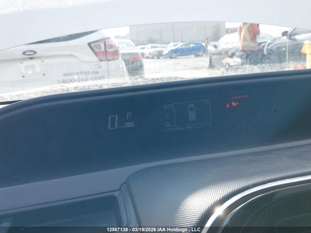 JTDKDTB33K1624734 Toyota Prius