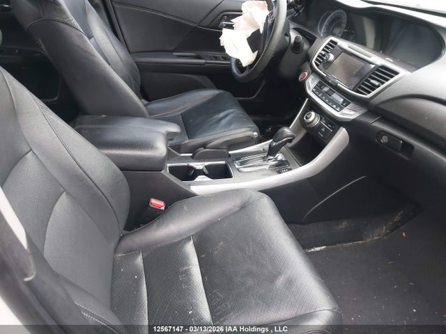 Продажа на аукционе авто 2014 Honda Accord Touring, vin: 1HGCR2F92EA811581, номер лота: 12567147