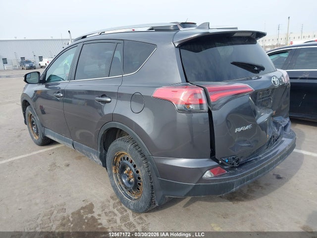 2T3ZFREV8JW409844 Toyota RAV4 LE