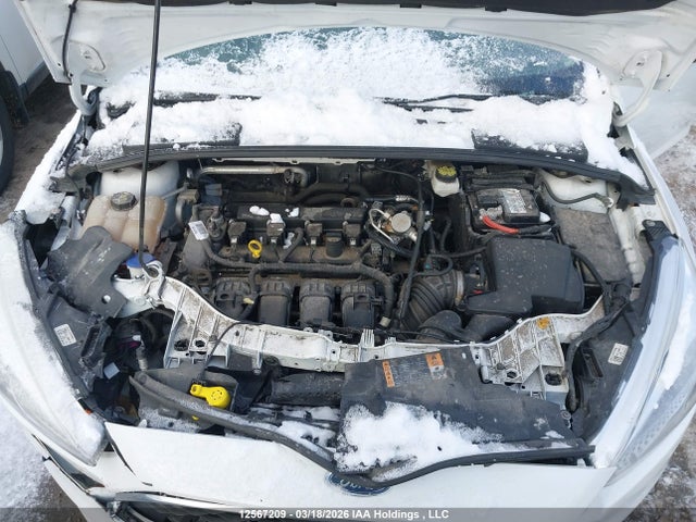 1FADP3K22JL290289 Ford FOCUS SE