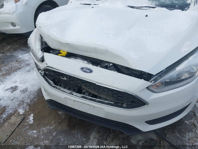 1FADP3K22JL290289 Ford FOCUS SE