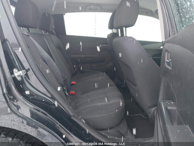 1G1JC6SH0F4125950 Chevrolet SONIC LT