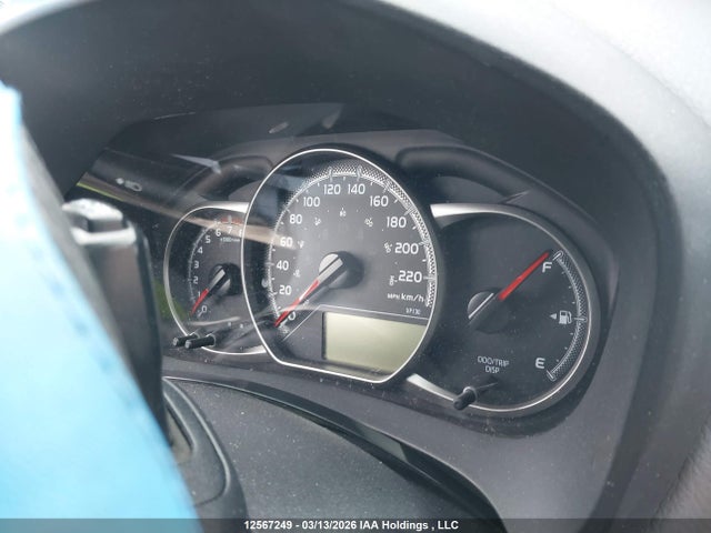 VNKKTUD38HA084349 Toyota YARIS LE