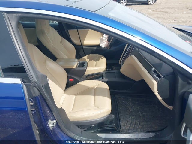 Продажа на аукционе авто 2015 Tesla Model S 70d/85d/p85d, vin: 5YJSA1E28FF119706, номер лота: 12567250