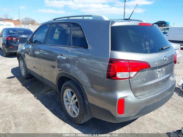5XYKT3A66FG619550 KIA Sorento