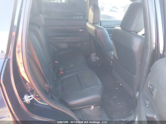 JA4JZ3AX9JZ606850 Mitsubishi Outlander Se/sel