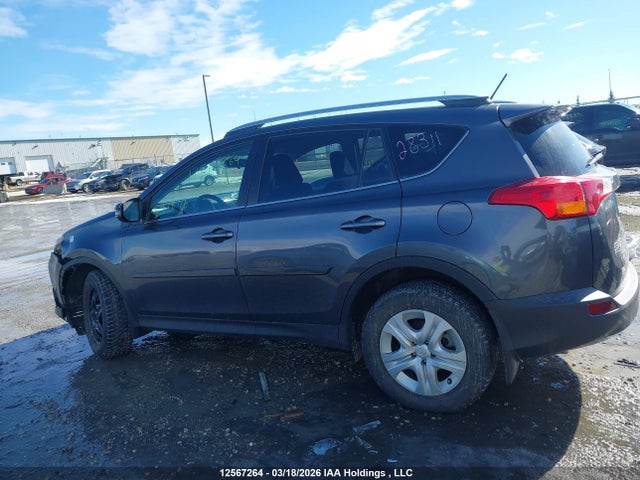 Продажа на аукционе авто 2015 Toyota Rav4 Le, vin: 2T3BFREV9FW311558, номер лота: 12567264