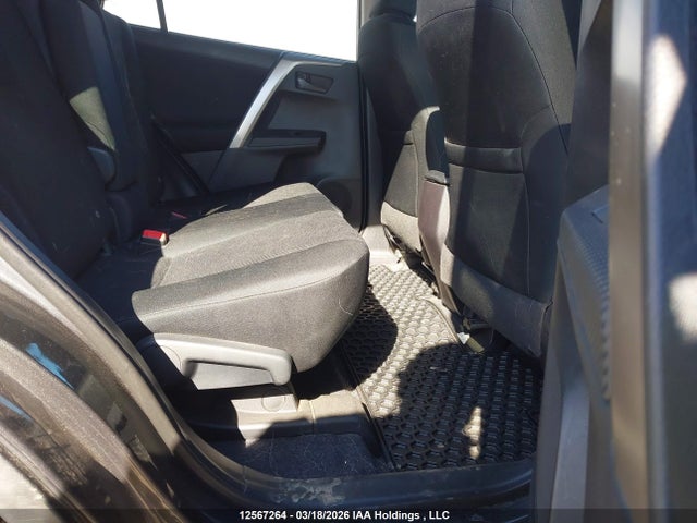 Продажа на аукционе авто 2015 Toyota Rav4 Le, vin: 2T3BFREV9FW311558, номер лота: 12567264