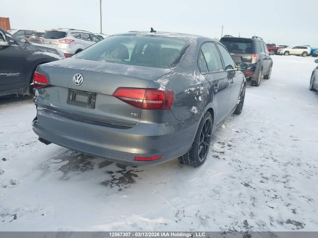 12567307 :رقم المزاد ، 3VW2B7AJ3HM371629 vin ، 2017 Volkswagen Jetta 1.4 Tsi Trendline+ مزاد بيع