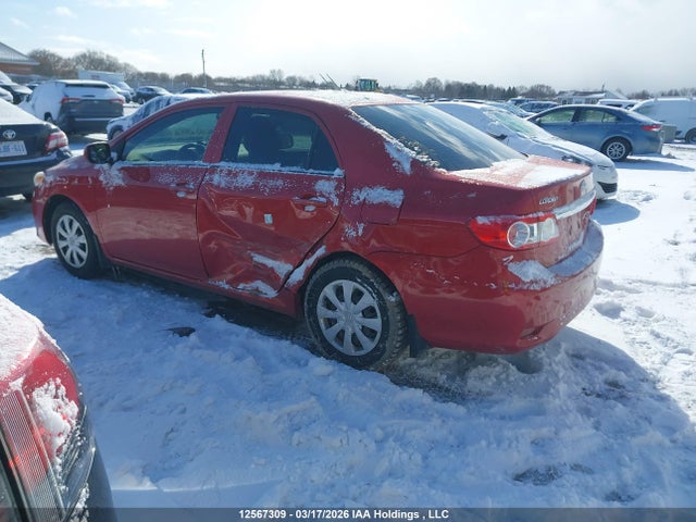 2013 Toyota Corolla Ce მანქანა იყიდება აუქციონზე, vin: 2T1BU4EE6DC981682, აუქციონის ნომერი: 12567309