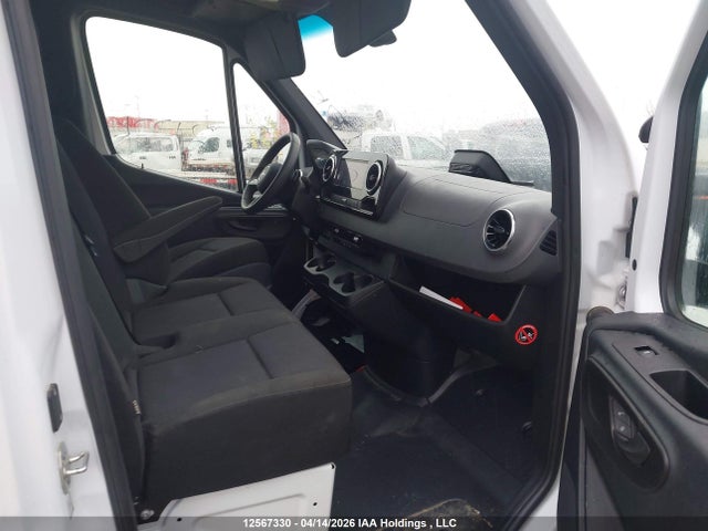 W1Y4KBHYXSP782315 Mercedes-Benz Sprinter 2500 Standard Roof 4-cyl Diesel