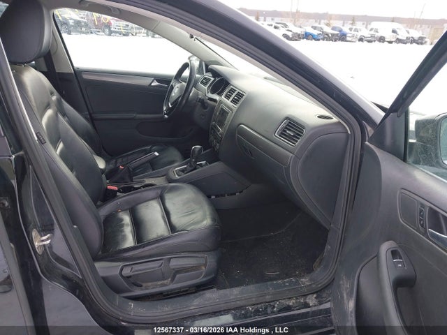 3VWL07AJ9GM419742 Volkswagen Jetta Sel/sel Premium