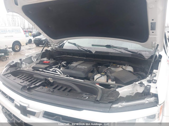 12567348 :رقم المزاد ، 1GCUDEET3NZ611116 vin ، 2022 Chevrolet Silverado 1500 مزاد بيع