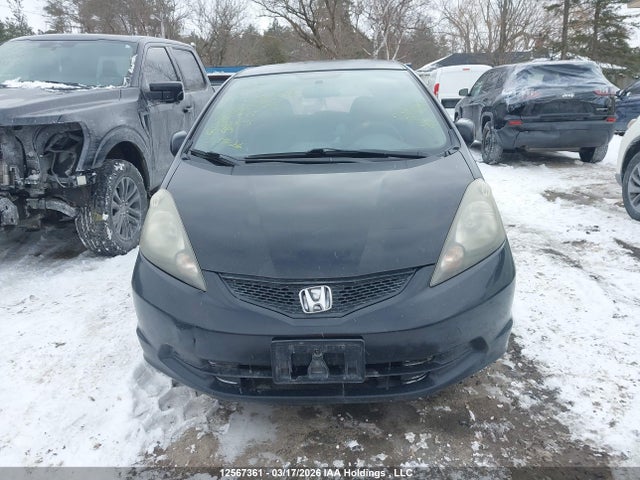 12567361 :رقم المزاد ، LUCGE8H5XC3000732 vin ، 2012 Honda Fit Lx مزاد بيع