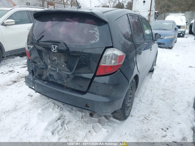 12567361 :رقم المزاد ، LUCGE8H5XC3000732 vin ، 2012 Honda Fit Lx مزاد بيع