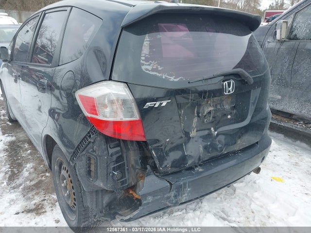 12567361 :رقم المزاد ، LUCGE8H5XC3000732 vin ، 2012 Honda Fit Lx مزاد بيع