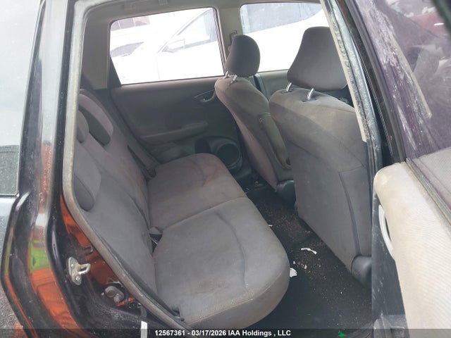 12567361 :رقم المزاد ، LUCGE8H5XC3000732 vin ، 2012 Honda Fit Lx مزاد بيع