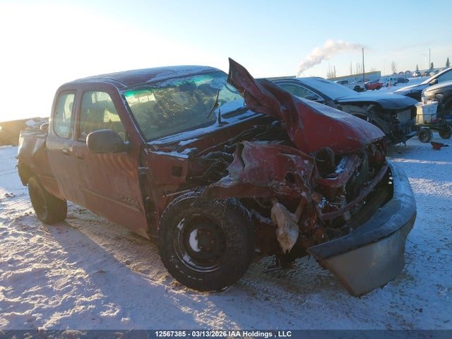 12567385 :رقم المزاد ، 5TBBT4415YS012978 vin ، 2000 Toyota Tundra مزاد بيع